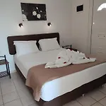 Отель Nina Adult Only Скиатос