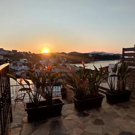 Nina Adult Only * Skiathos stad